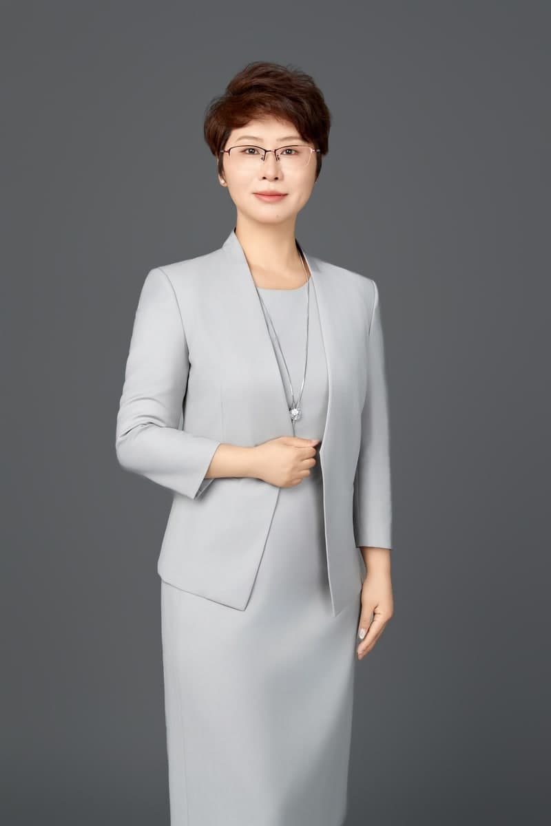 李月一职业照